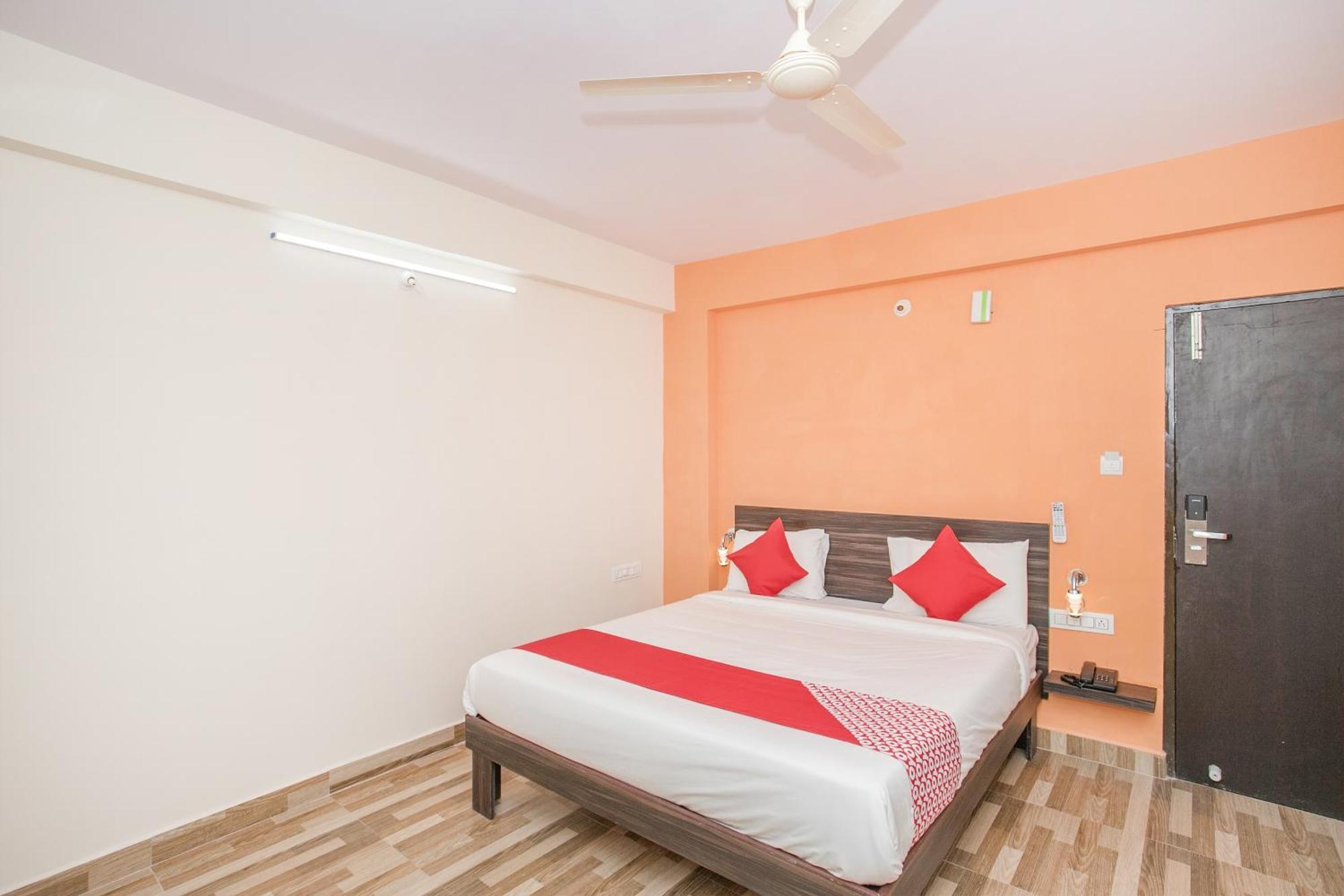 Oyo Hotel Pmr Near Ascendas Park Square Mall Bengaluru Zewnętrze zdjęcie